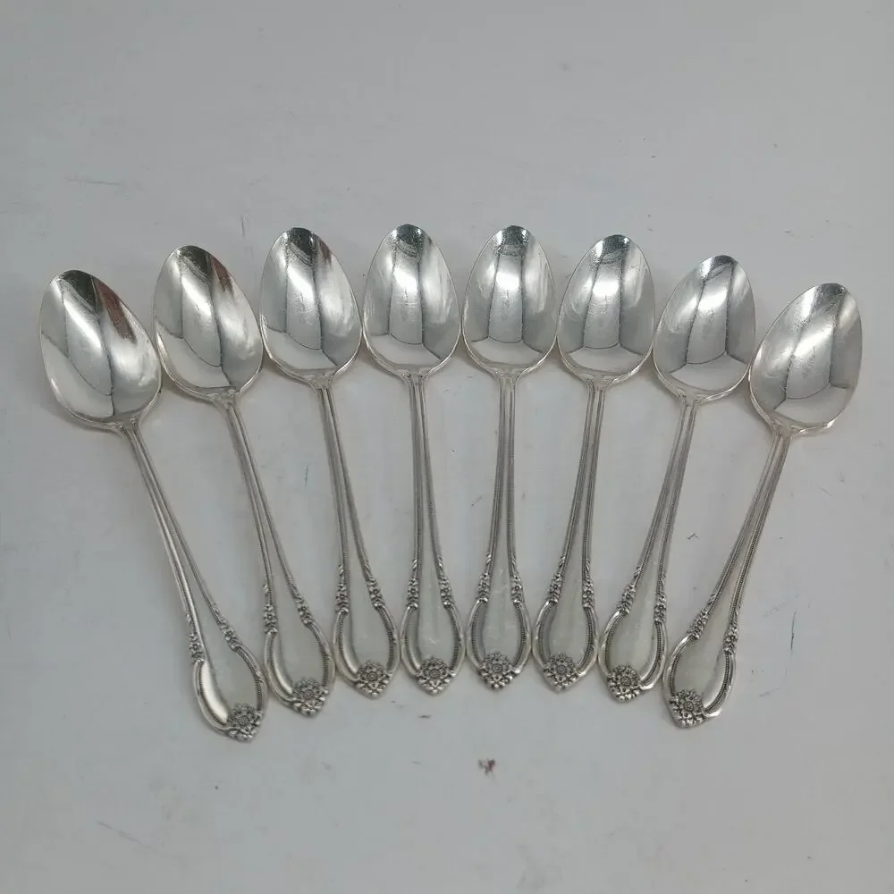 8X Tsp 1847 Rogers Bros IS Remembrance Silverplate Silverware Teaspoons
